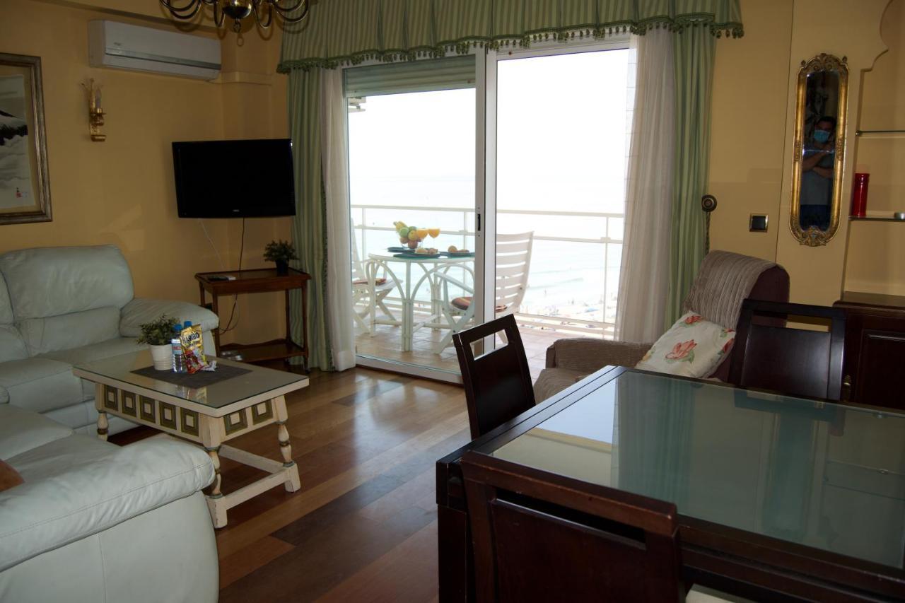 Appartamento Almar, Beachfront 6 By Alohamálaga